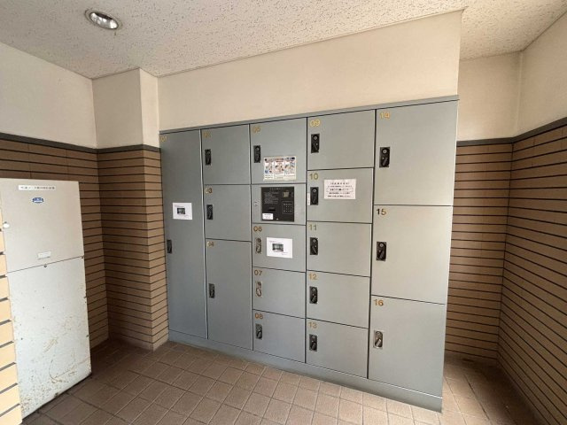 ラクシア荒川沖のその他共用部分|宅配ボックスがあります