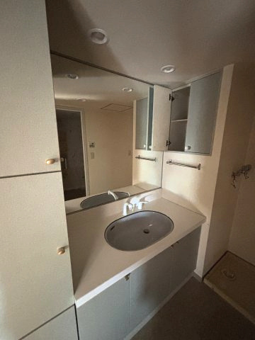ラクシア荒川沖の独立洗面台|朝の身支度に便利な洗面台あり