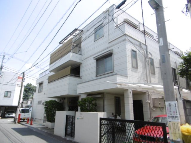 シャンエトワールの外観