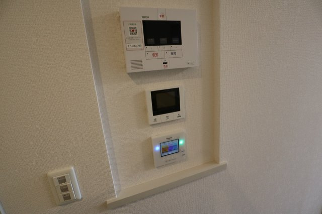 フレシールの設備|セコム、モニター付きインターホン