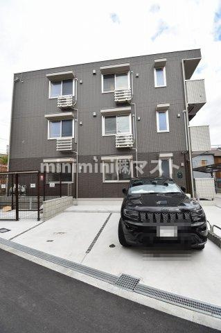 サンジェルマン市岡の駐車場