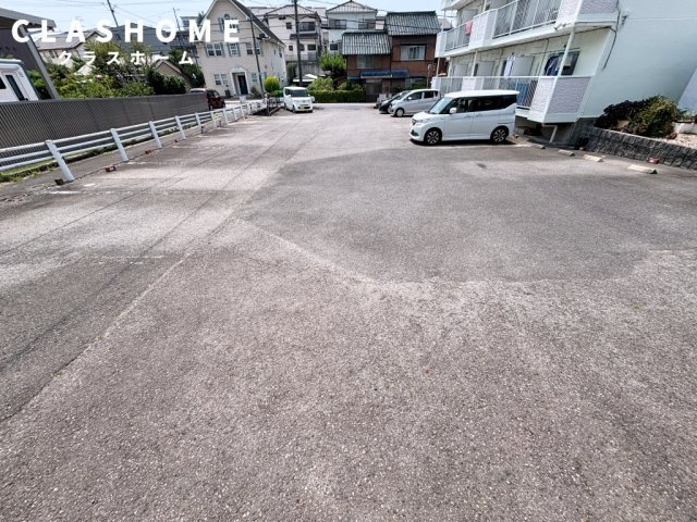 コーポ井村 A棟　　刈谷市近郊の賃貸ならクラスホーム刈谷店の駐車場