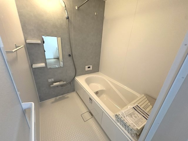 【内装】 | 福岡市早良区次郎丸4丁目1期　1号棟（全3棟）【仲介手数料無料・0円】 | 施工例。浴室です。施工例は完成時と異なる場合があります。