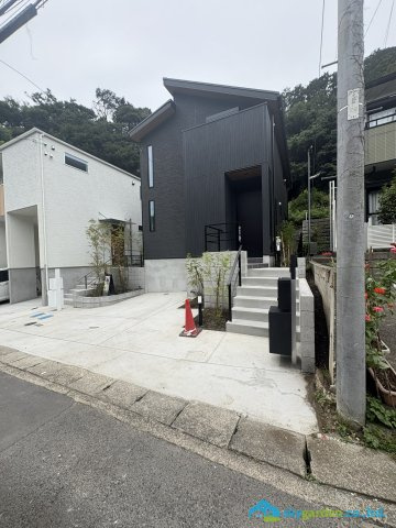 鎌倉市大町三丁目　新築戸建　全2邸2号棟