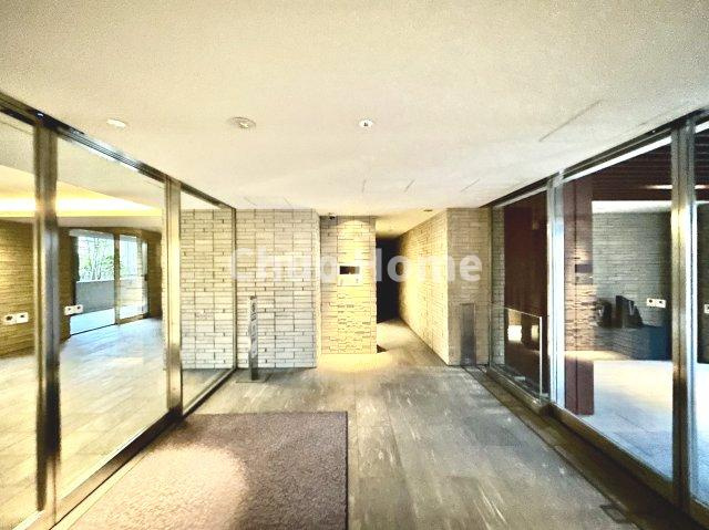 プラウド清澄白河リバーサイドの防犯設備|【オートロック】オートロックシステムでセキュリティ充実。当たり前ですが、安全で安心して暮らすのって大事ですよね。お探しのご条件でオートロック付きの物件を探す方も多いですがやはりセキュリティは大事です。