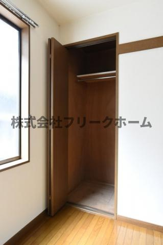 小金井市東町４丁目のアパートの収納