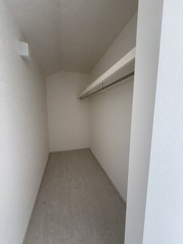 【収納】 | 福岡市早良区次郎丸4丁目1期　2号棟（全3棟）【仲介手数料無料・0円】 | 施工例。施工例は完成時と異なる場合があります。