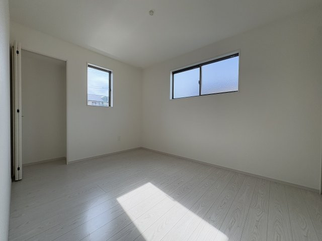 【子供部屋】 | 福岡市早良区次郎丸4丁目1期　2号棟（全3棟）【仲介手数料無料・0円】 | 施工例。施工例は完成時と異なる場合があります。