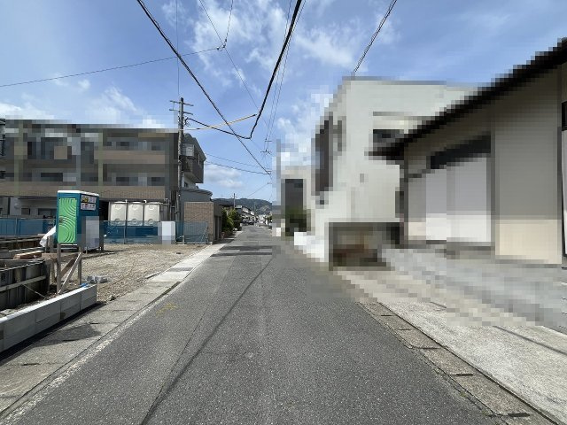 【その他】 | 福岡市早良区次郎丸4丁目1期　2号棟（全3棟）【仲介手数料無料・0円】 | 現地写真。前面道路です。