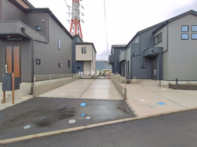 入間市小谷田2丁目・全4棟　新築一戸建　2号棟の駐車場