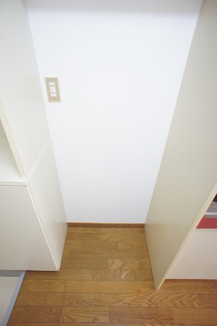 ブロードフラットの内装|同タイプ別部屋写真です。現況優先
