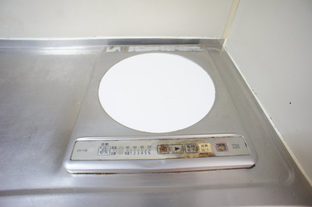 ブロードフラットのキッチン|同タイプ別部屋写真です。現況優先