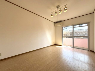 【居間・リビング】 | メビウス昭和町