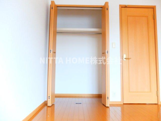 ベル　ファミーユⅠ　１番館の収納|収納は３ヵ所付いています☆