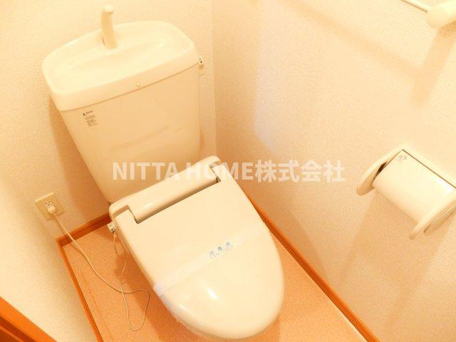 ベル　ファミーユⅠ　１番館のトイレ|清潔感のあるトイレです＊