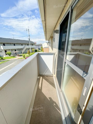 ランプロンのバルコニー|陽当たり良好なバルコニーです♪