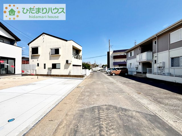 【前面道路含む現地写真】 | 取手市本郷2期　新築戸建　2号棟 | 閑静な住宅地で叶える静かな暮らし(^^)/