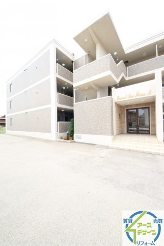 グランド・サン・フローラMの外観