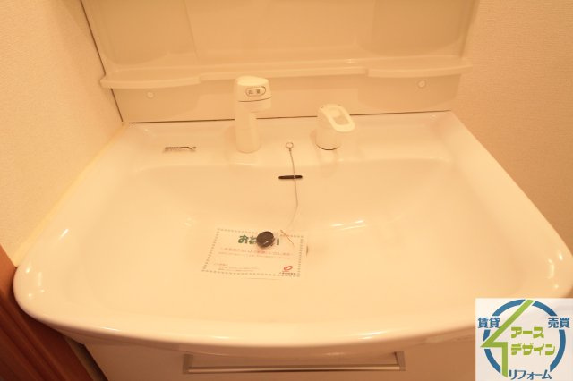 グランド・サン・フローラMの独立洗面台|※類似部屋