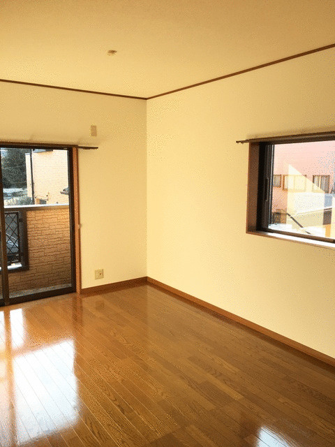 さかい邸の内装|２Ｆ洋室　９帖