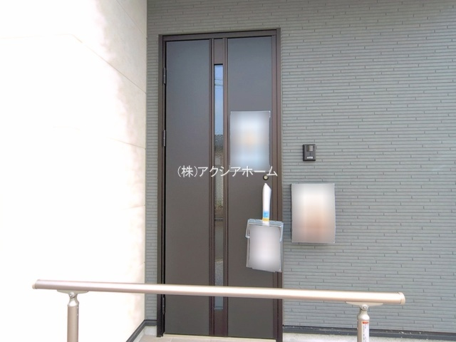 入間市宮寺・全1棟　新築一戸建　～LDK22.6帖～の玄関