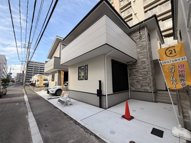 福岡市東区原田３期　2号棟の外観