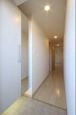 ポラリス参番館の玄関