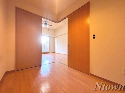 【洋室】 | Gramercy Shirakawa Koen | 明るい洋室です