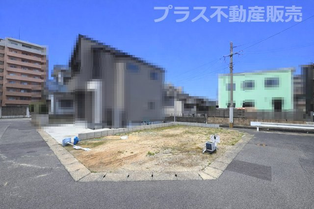 【玄関】 | 福岡市早良区原1丁目1期　2号棟（全2棟）【仲介手数料無料・0円】 | 施工例。施工例は完成時と異なる場合があります。