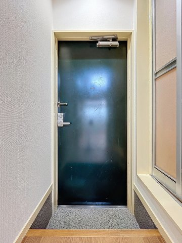 【玄関】 | レオパレス滝野川