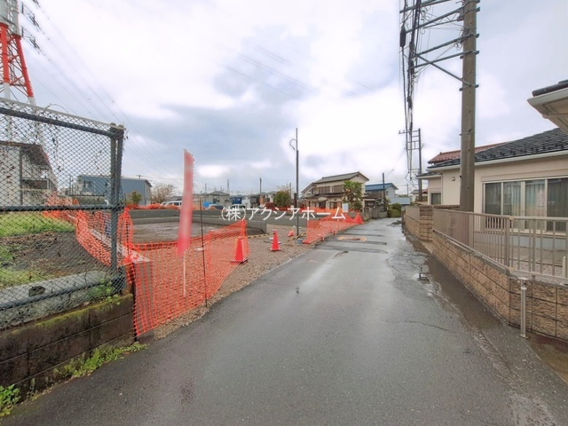 入間市小谷田2丁目・全4棟　新築一戸建　4号棟の前面道路含む現地写真|2026年4月2日撮影