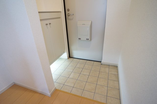 タカ・アンジュの玄関