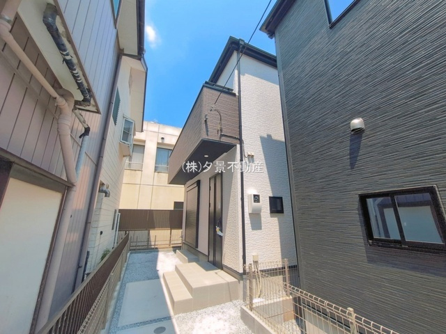 《仲介手数料無料》川越市新宿町３丁目12-12新築一戸建てグラファーレ