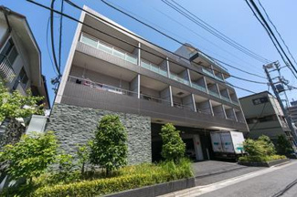 【外観】 | 鉄筋コンクリート造のがっちりとした建物。