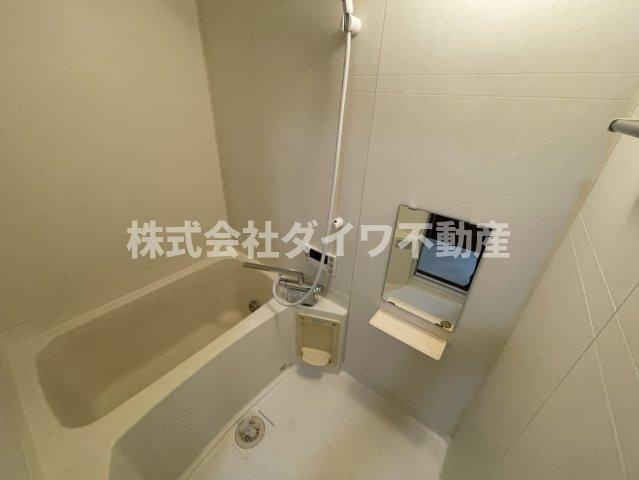 ラフィーネＫの浴室