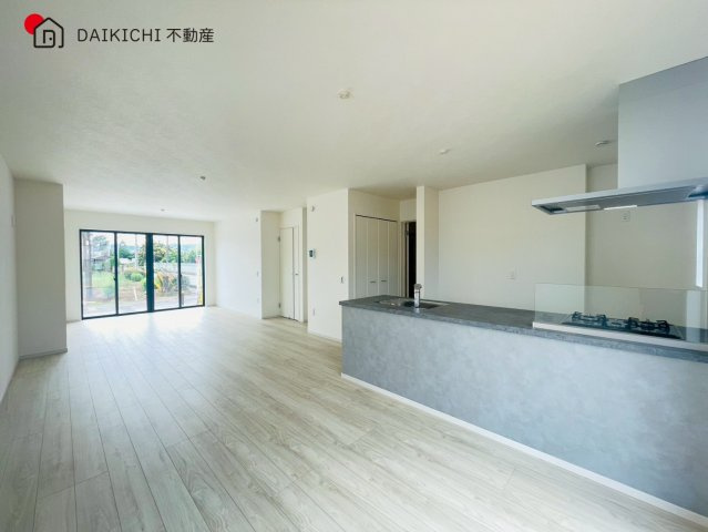 【居間・リビング】 | 鶴ヶ島市上新田1期　GRACE・TERRACE　新築戸建　全3棟　1号棟