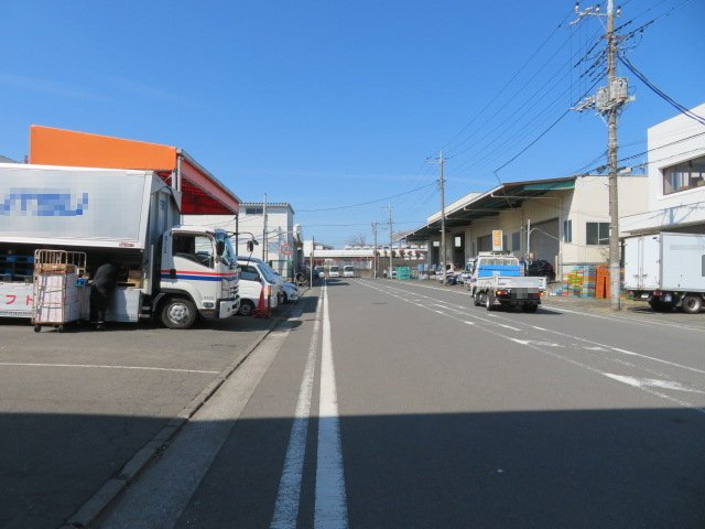 横浜市瀬谷区卸本町の倉庫