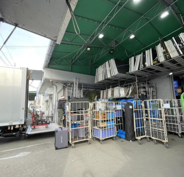 横浜市瀬谷区卸本町の倉庫の内装