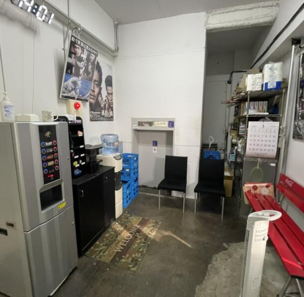 横浜市瀬谷区卸本町の倉庫