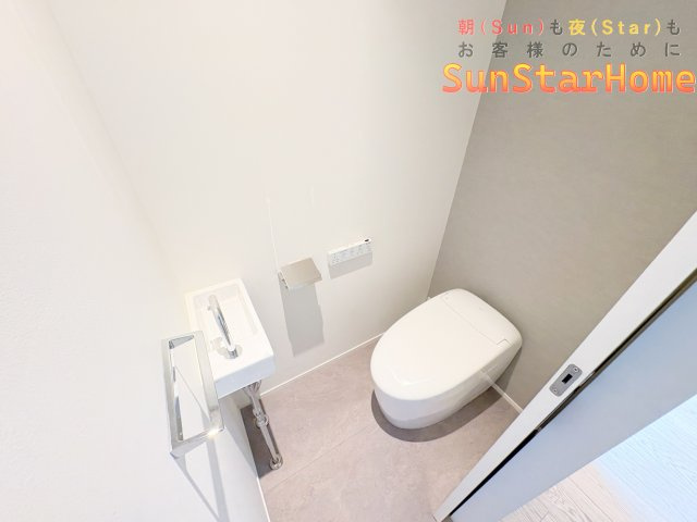 【サンスターホーム】羽村市羽加美3丁目　デザイナーズ新築戸建のトイレ