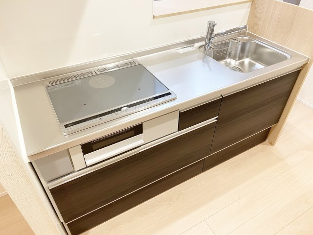 Ｎｏｂｌｅ ｒａｆｆｉｎｅｒ上小町のキッチン|IHコンロでお手入れ簡単！