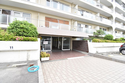 【エントランス】 | カネボウ三ツ池台マンション | サイトに掲載されていない箇所の写真、撮影してお届けさせて頂きます！気になる物件で、見たい部分の画像が無い場合は、弊社スタッフまでご連絡下さいませ。お客様の気になる箇所を、カメラにて撮影して参ります！