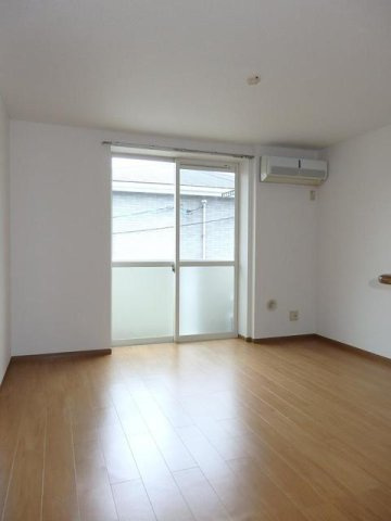 シャルムＢの居間・リビング|ゆったりとした居間です