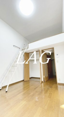 【居間・リビング】 | ファミール立川 | 洋室のお部屋です。