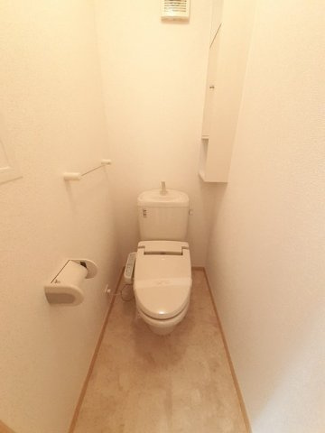 ヴィラ　ソレイユのトイレ|ゆったりとした空間のトイレです