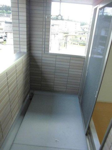 ディアレストのバルコニー|陽当たり良好なバルコニーです