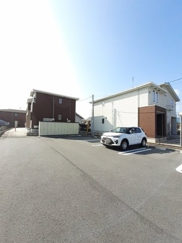 Ｌｅ　ｃｏｃｏｎの駐車場|駐車場です
