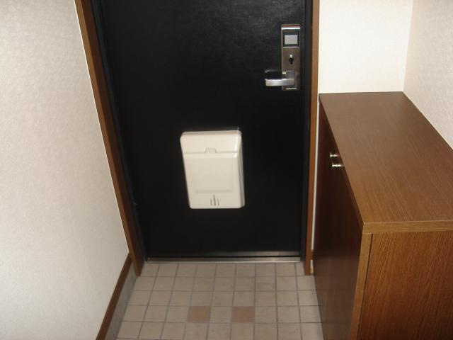 豊島ハイムの玄関|玄関