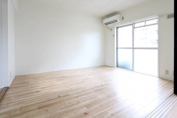 ビレッジハウス井口6号棟の居間・リビング|ビレッジハウスの同一物件・同一タイプの間取りの写真です