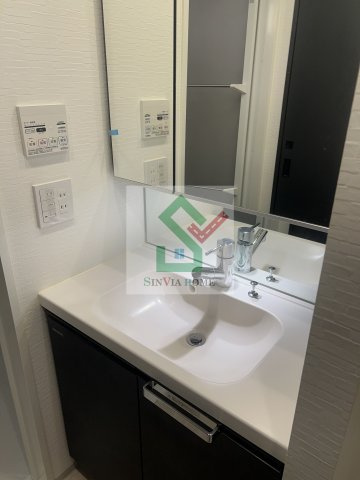 デュオステージ大泉学園2の独立洗面台